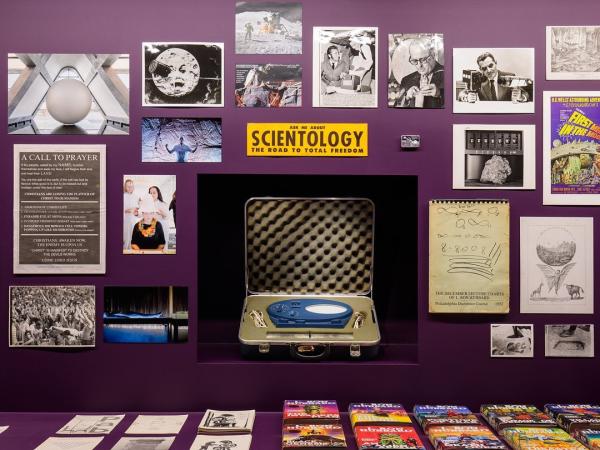 Imponderable Archive, Tony Oursler Mona